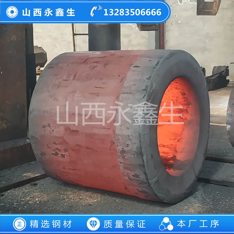 大型剪切轉(zhuǎn)彎機(jī)油缸
